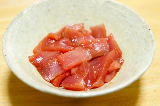 トッピング:漬けまぐろ
